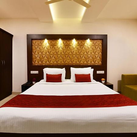 Hotel Bv Colours By Rivido, Begur Main Road Bangalore Eksteriør billede