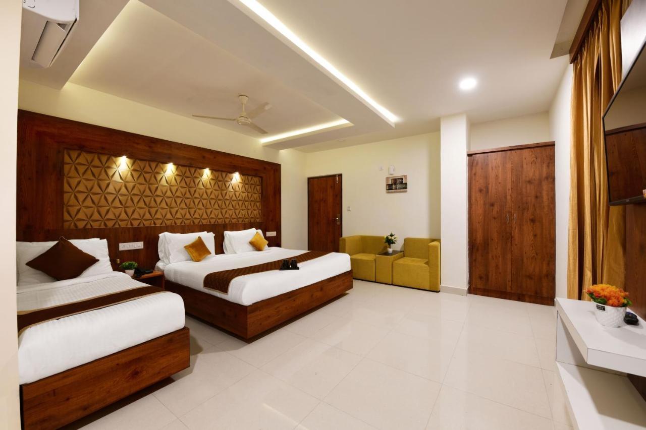 Hotel Bv Colours By Rivido, Begur Main Road Bangalore Eksteriør billede