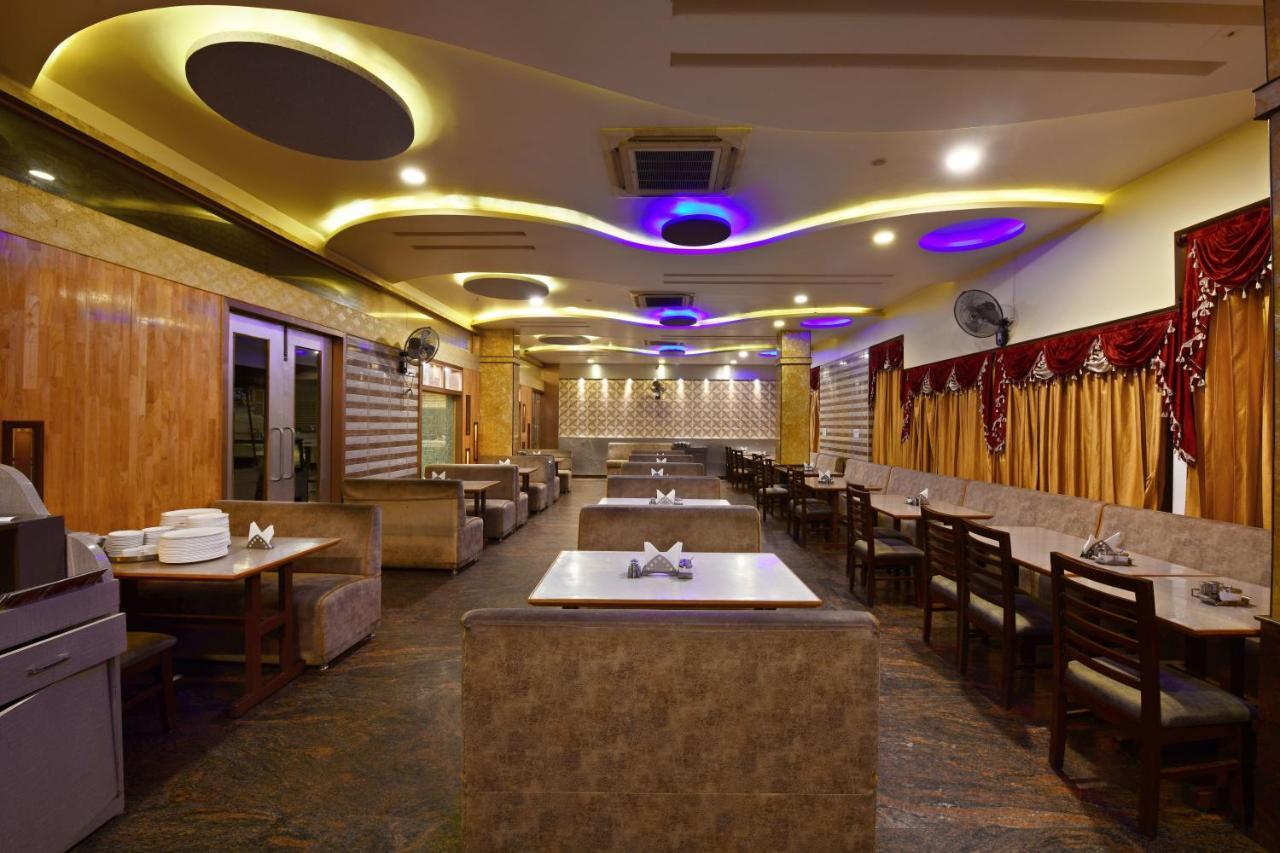 Hotel Bv Colours By Rivido, Begur Main Road Bangalore Eksteriør billede
