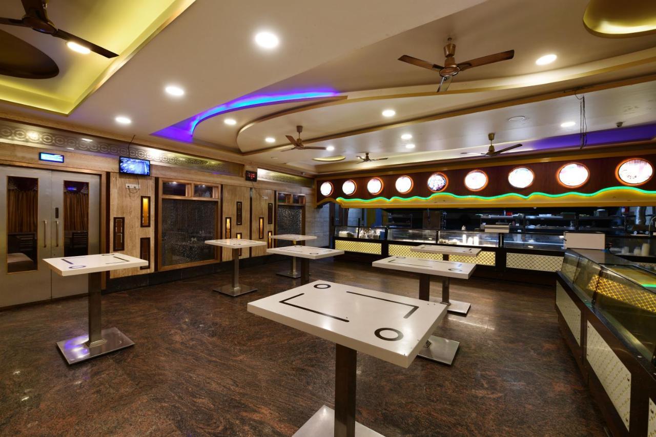 Hotel Bv Colours By Rivido, Begur Main Road Bangalore Eksteriør billede